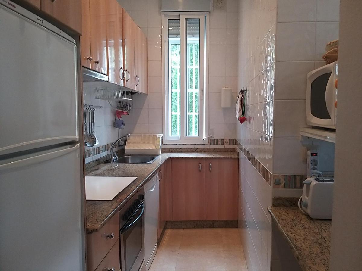 פרול Apartamento Con Pequeno Jardin En El Centro מראה חיצוני תמונה