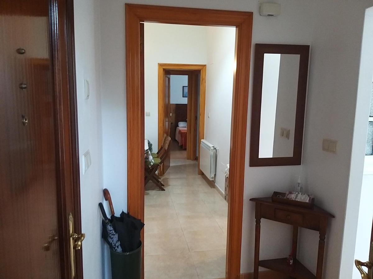 פרול Apartamento Con Pequeno Jardin En El Centro מראה חיצוני תמונה
